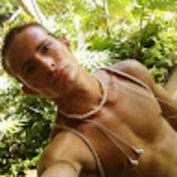 Meet your Posher, Dadrien - Picture 1 of 1